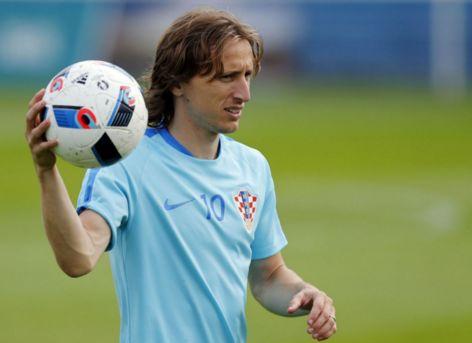 珀斯山猫队主帅谈韩旭加盟：球队攻防体系一开始就是为她调整