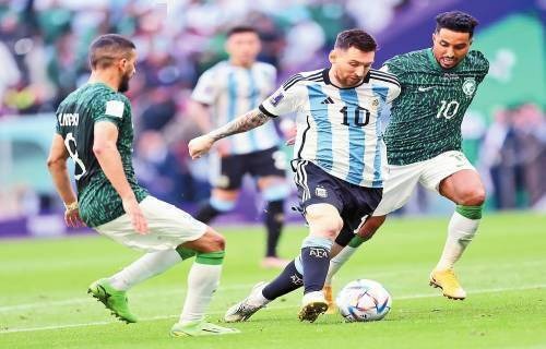 CBA儒帅邱彪成新赛季唯一被驱逐主帅