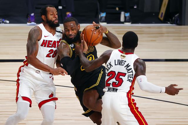 中显现出过 中显现出过